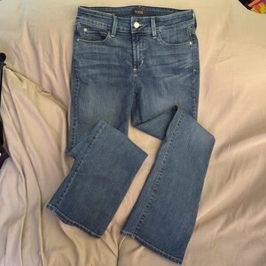 Nydj Womens  Barbara Paddington Bootcut Jean size 4 liftxtuck (A)